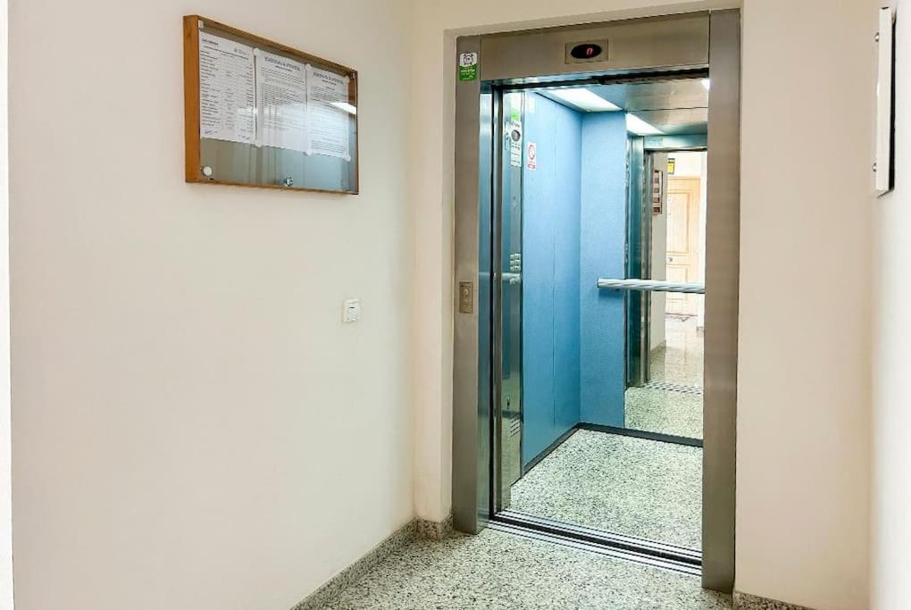 Piso Bajo 3 2 Banos Y Gran Terraza Appartement
