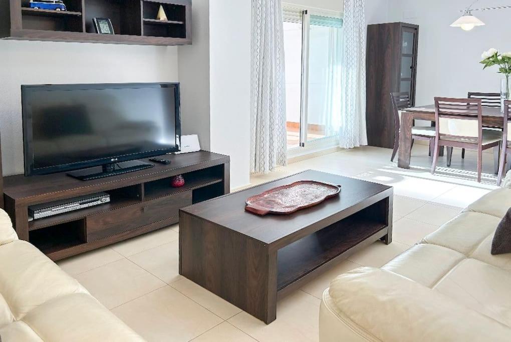 Piso Bajo 3 2 Banos Y Gran Terraza Appartement
