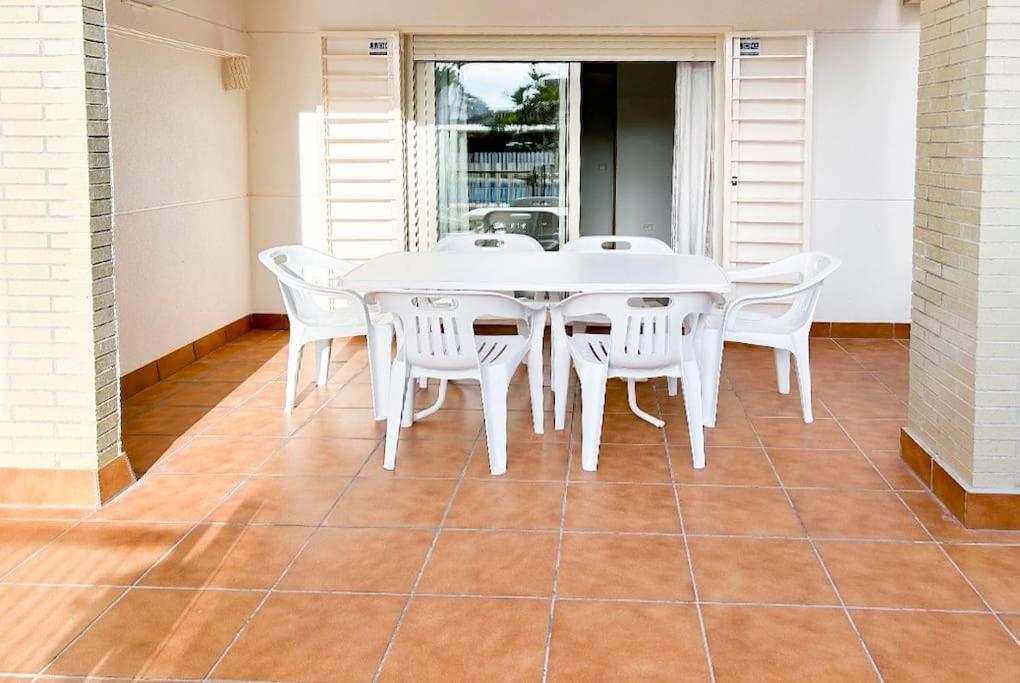 Piso Bajo 3 2 Banos Y Gran Terraza Appartement *