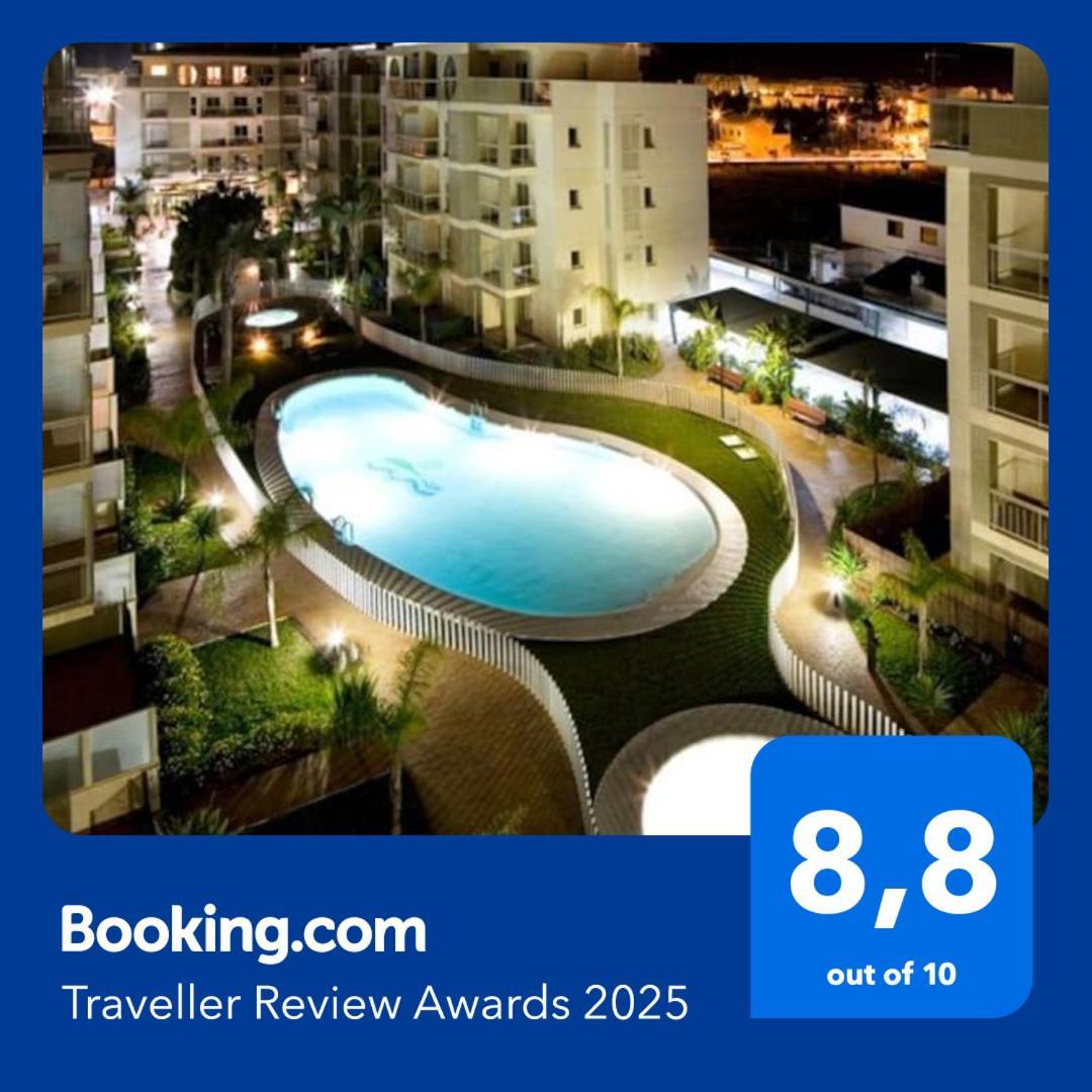 Piso Bajo 3 2 Banos Y Gran Terraza Appartement